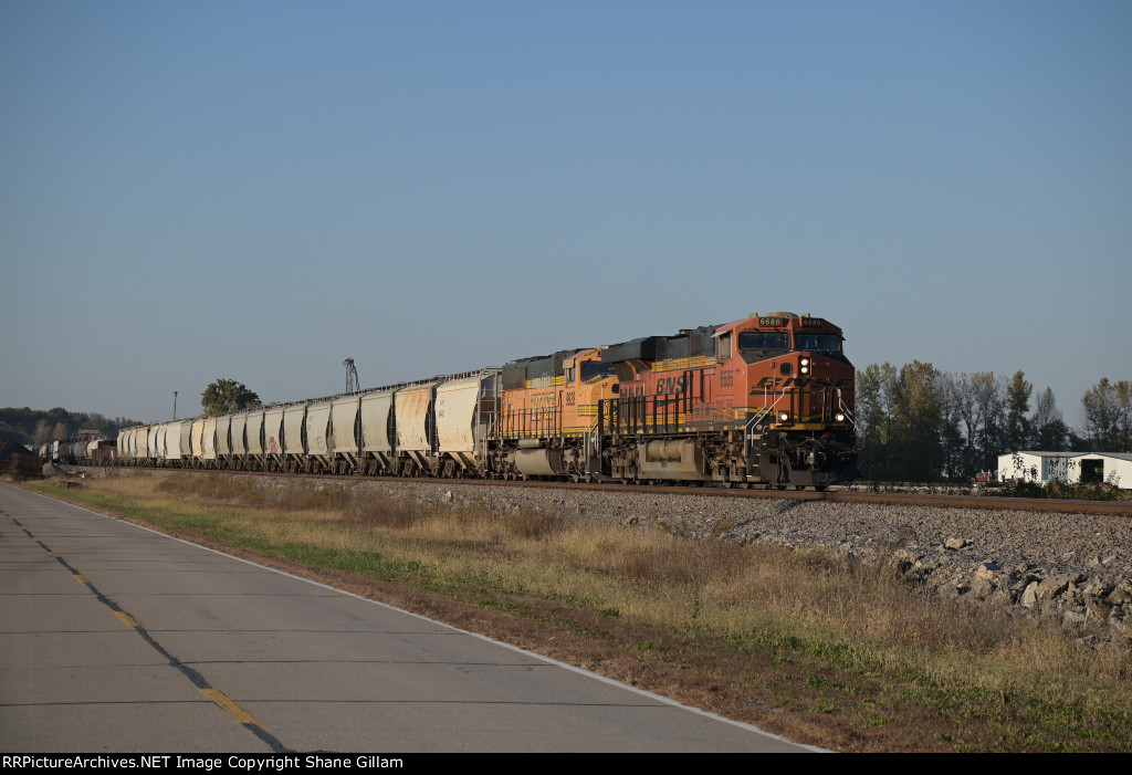 BNSF 6686